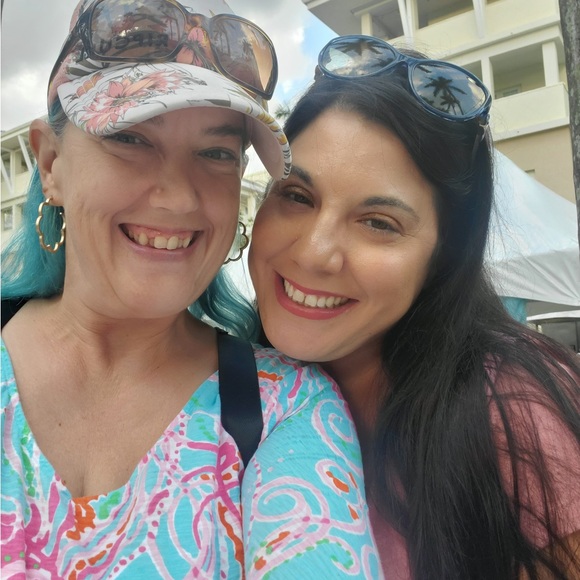 Meet your Posher, Jessica - Picture 4 of 5